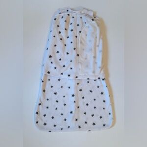 Halo Fleece White SleepSack Swaddle with Black Stars 3-6M EUC